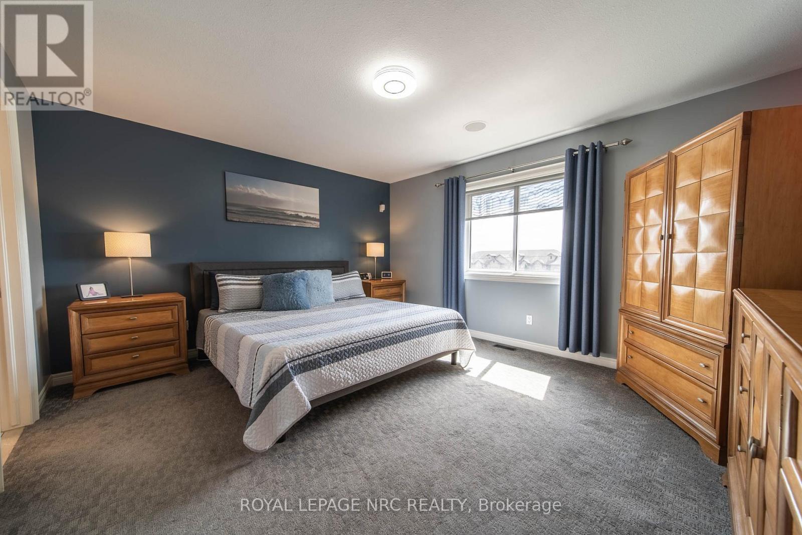 












325 HILLSDALE ROAD

,
Welland (Coyle Creek),




Ontario
L3C7M2

