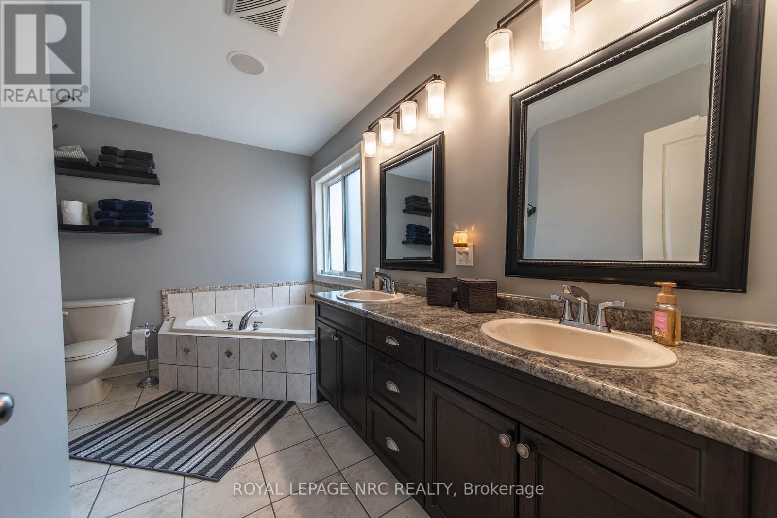 












325 HILLSDALE ROAD

,
Welland (Coyle Creek),




Ontario
L3C7M2

