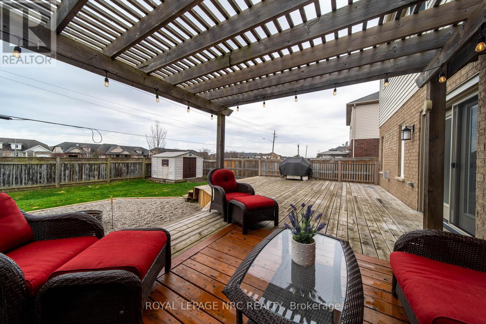 












325 HILLSDALE ROAD

,
Welland (Coyle Creek),




Ontario
L3C7M2

