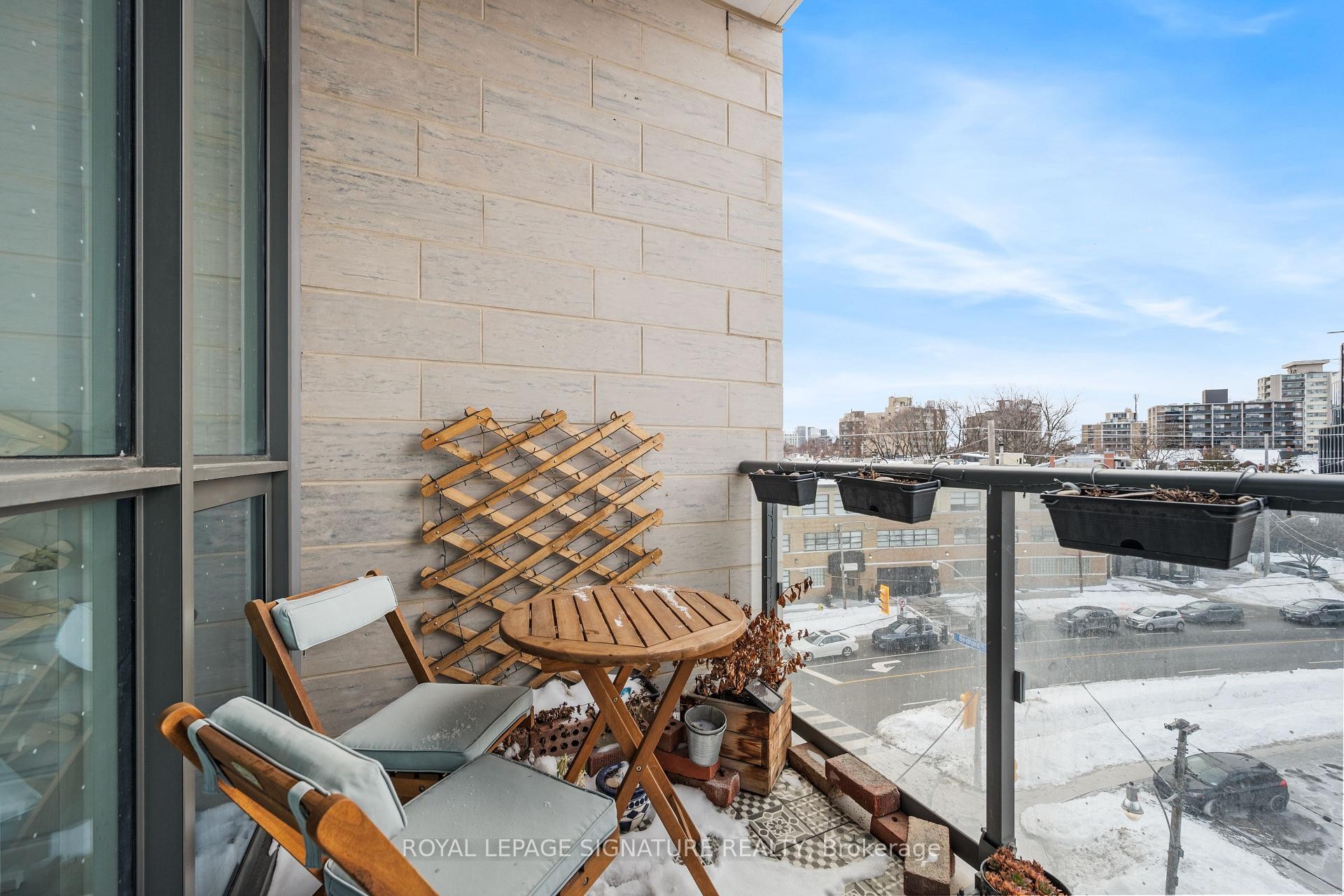 









181


Bedford

Road, 410,
Toronto,




ON
M5R 0C2

