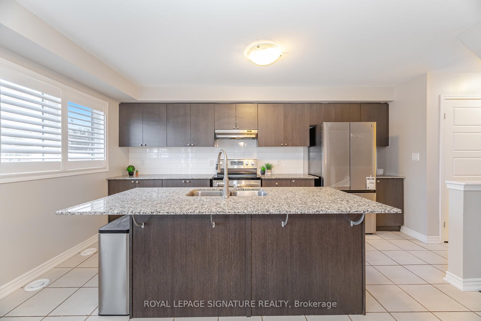 









514


Goldenrod

Lane,
Kitchener,




ON
N2R 0Y7

