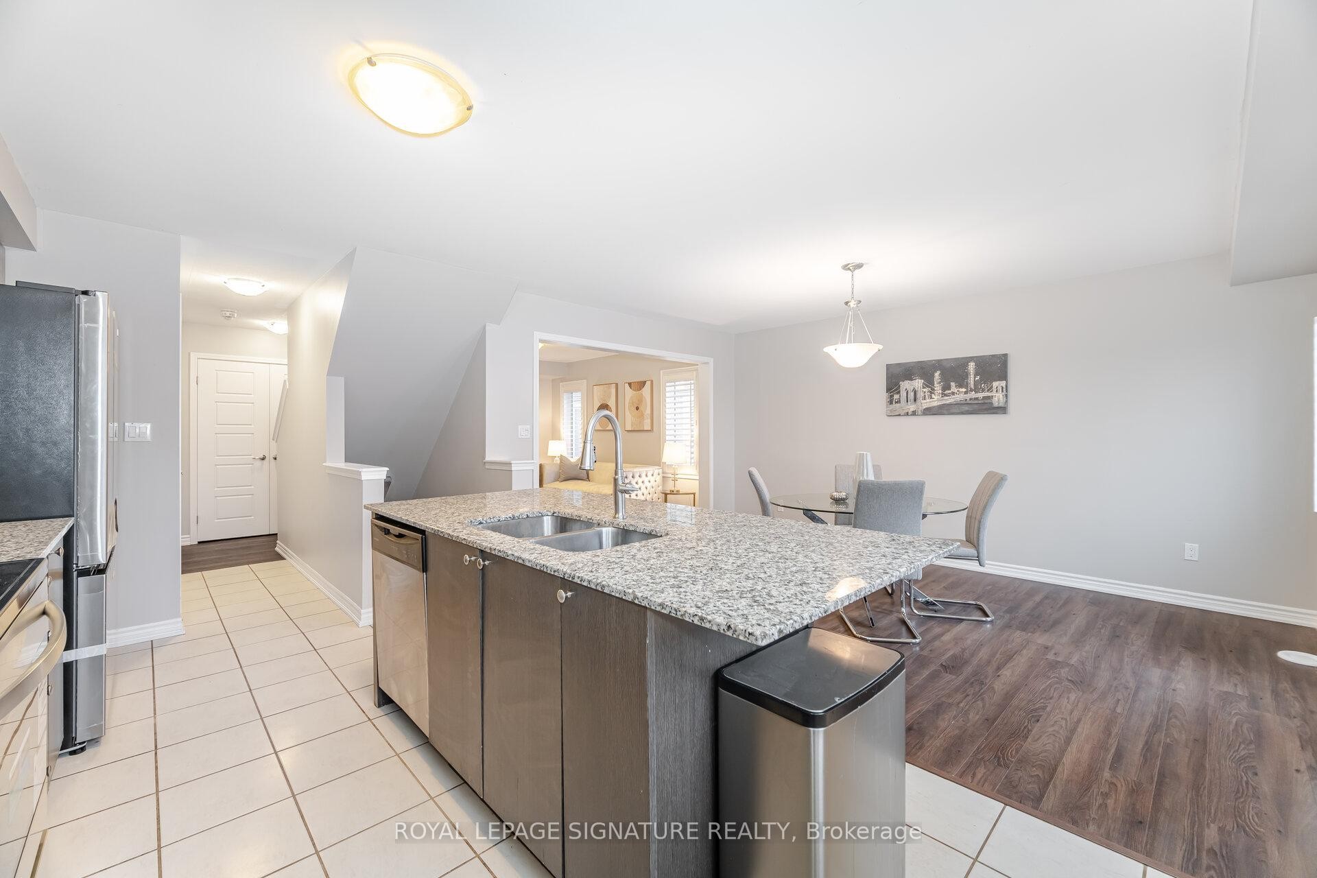 









514


Goldenrod

Lane,
Kitchener,




ON
N2R 0Y7

