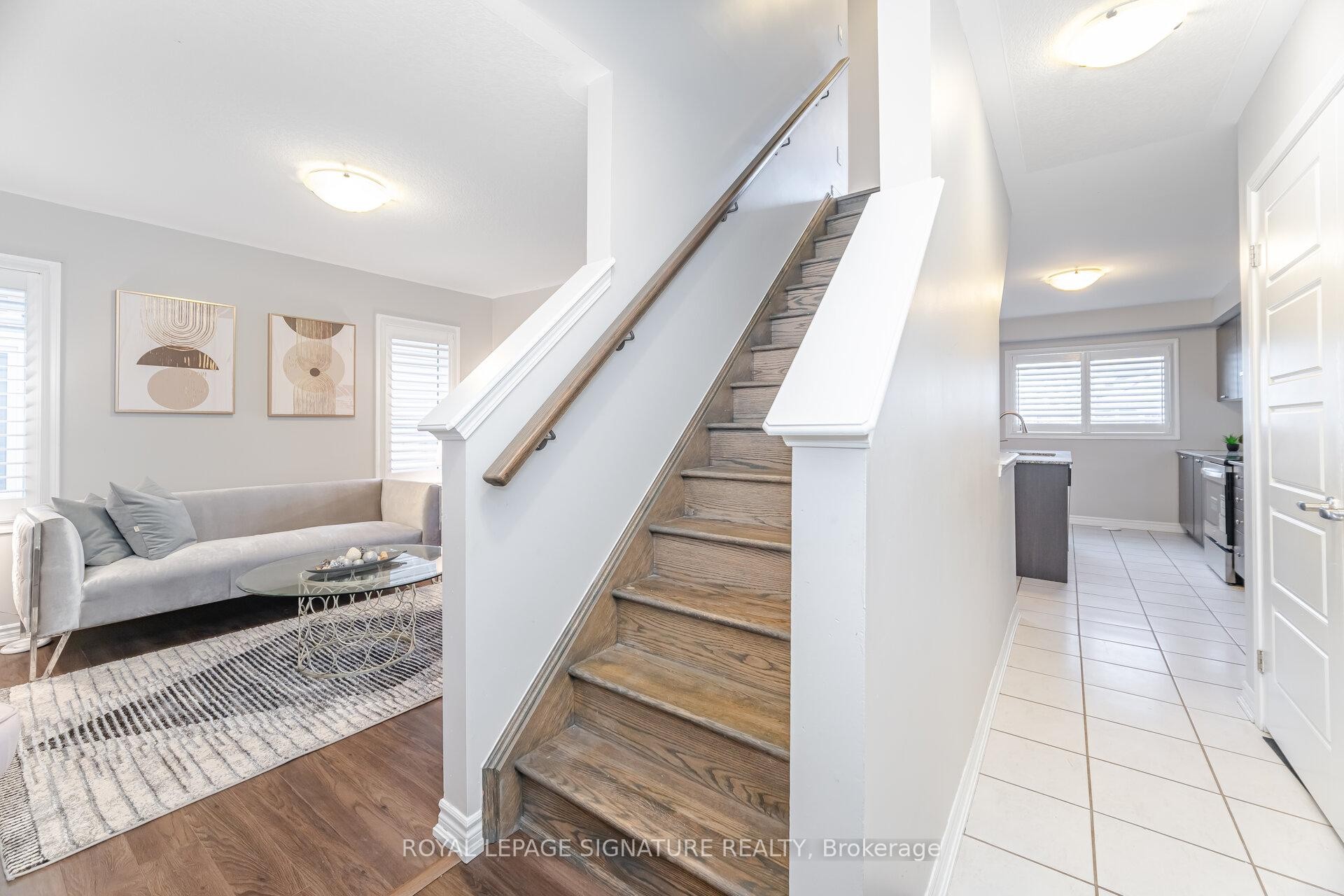 









514


Goldenrod

Lane,
Kitchener,




ON
N2R 0Y7

