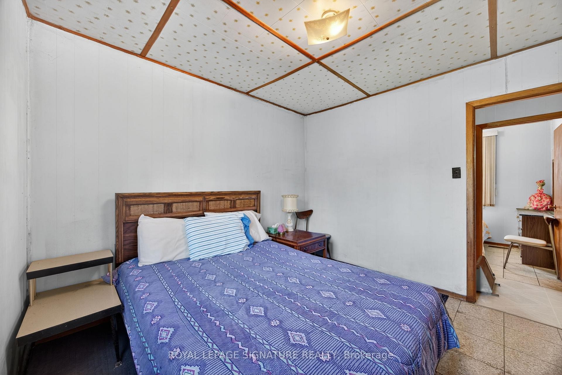 









81-77


Bass Bay

Drive,
Tay,




ON
L0K 2A0

