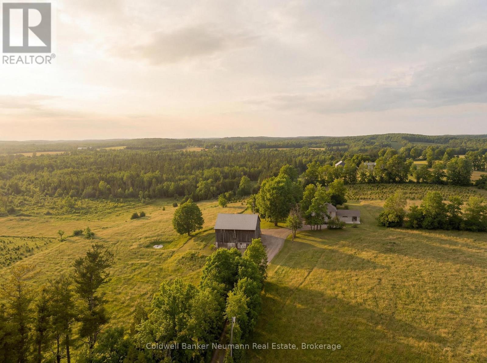 












234089 CONC 2 ROAD

,
West Grey,




Ontario
N0G1R0

