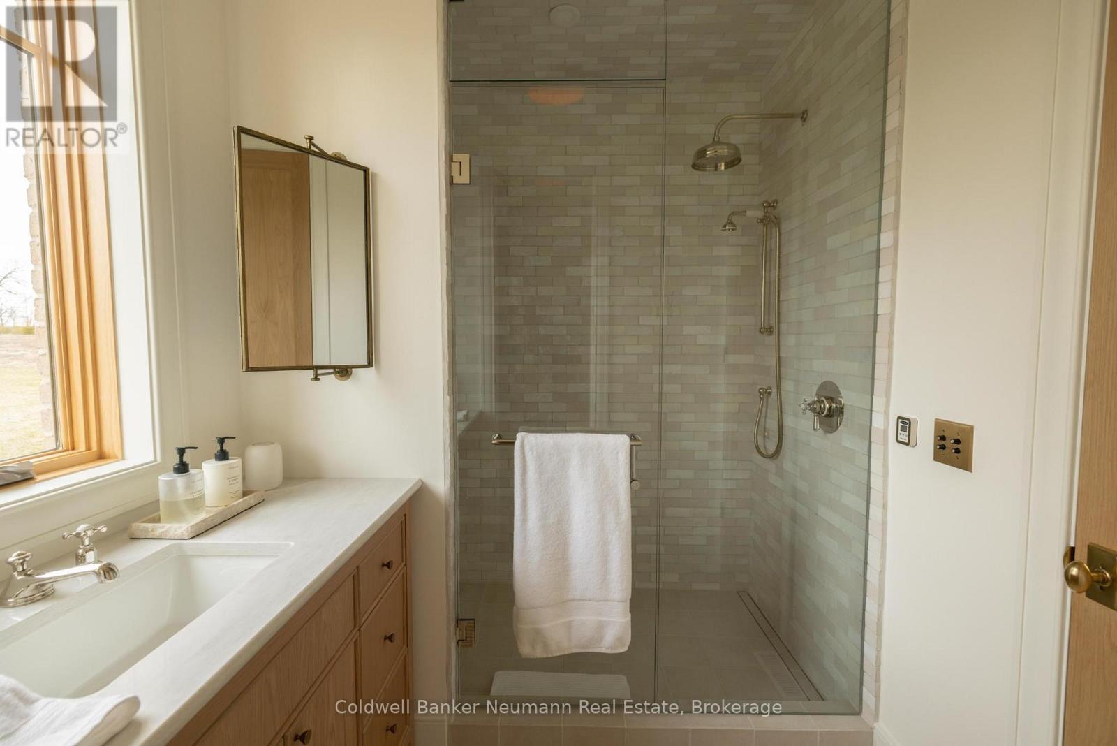 












234089 CONC 2 ROAD

,
West Grey,




Ontario
N0G1R0

