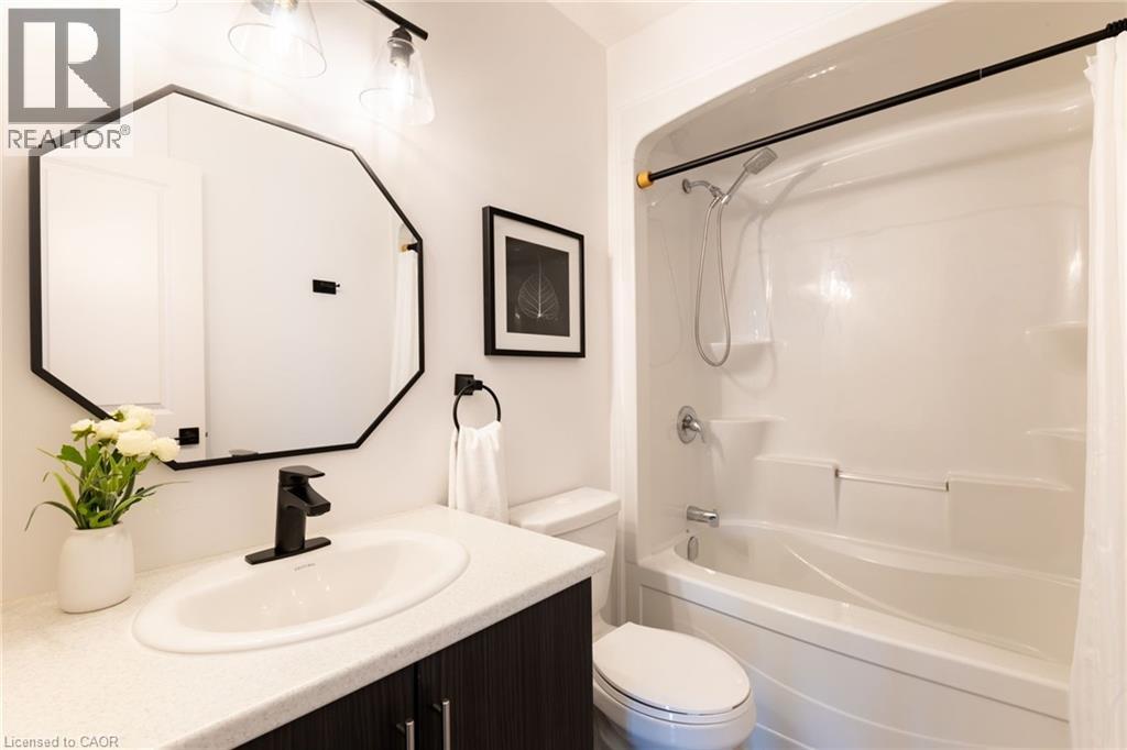 












333 GOSLING Gardens Unit# 316

,
Guelph,




Ontario
N1L0K4

