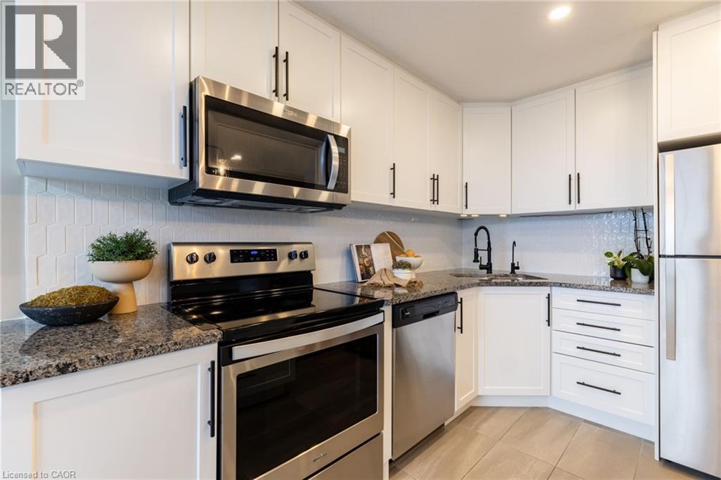 












333 GOSLING Gardens Unit# 316

,
Guelph,




Ontario
N1L0K4

