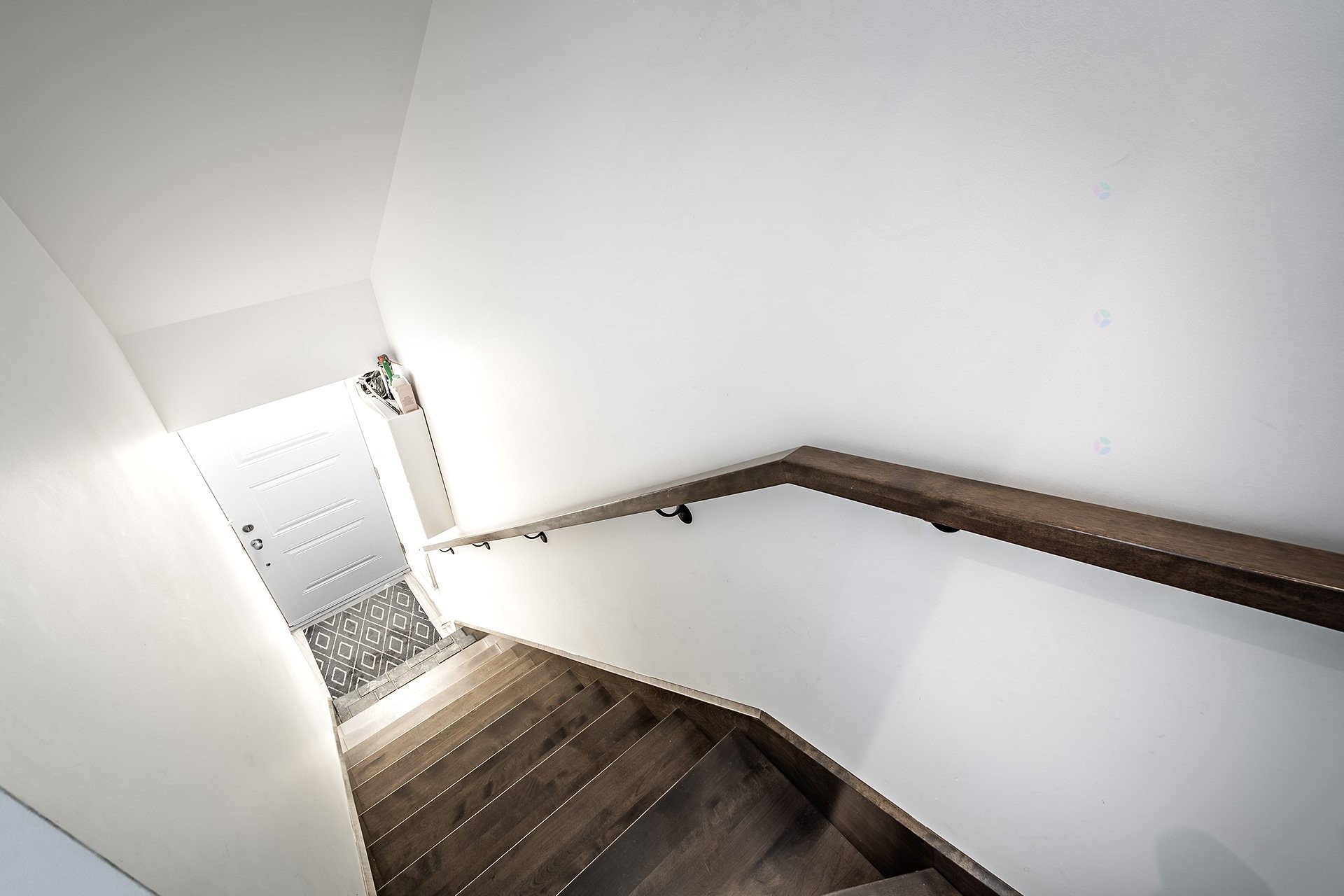 









5788A


Av. Parkhaven

,
Côte-Saint-Luc,




QC
H4W1X9

