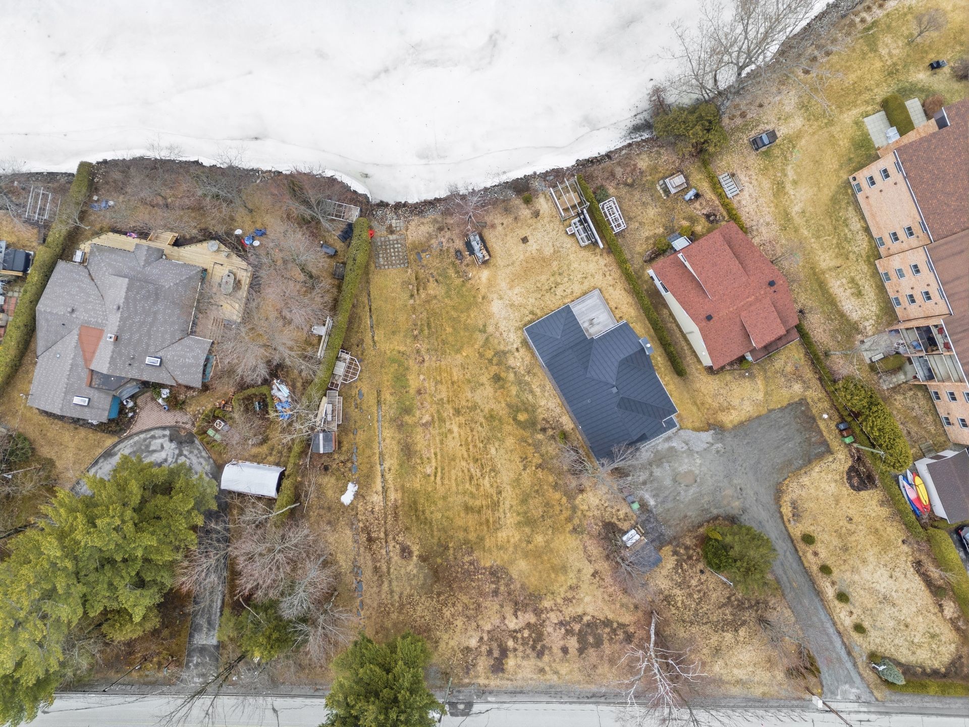 












Av. du Parc

,
Sherbrooke (Brompton/Rock Forest/Saint-Élie/Deauville),







QC
J1N3R5

