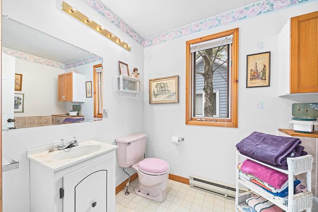 









9


Av. Woodlawn

,
Bristol,




QC
J0X1G0

