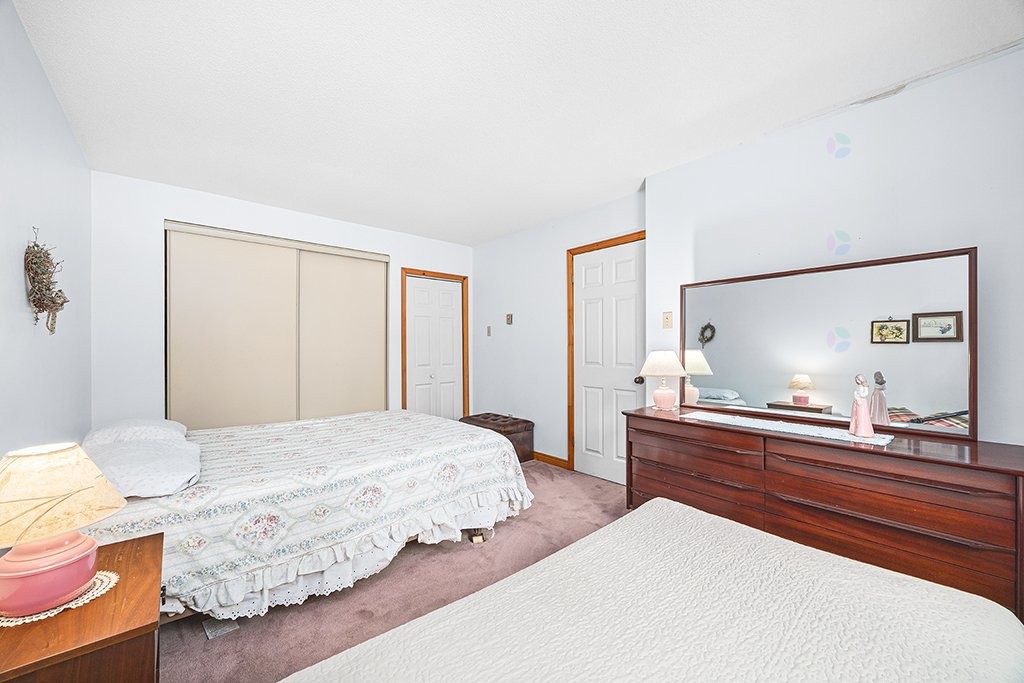 









9


Av. Woodlawn

,
Bristol,




QC
J0X1G0

