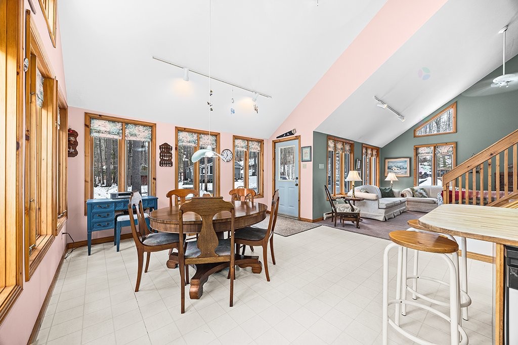 









9


Av. Woodlawn

,
Bristol,




QC
J0X1G0


