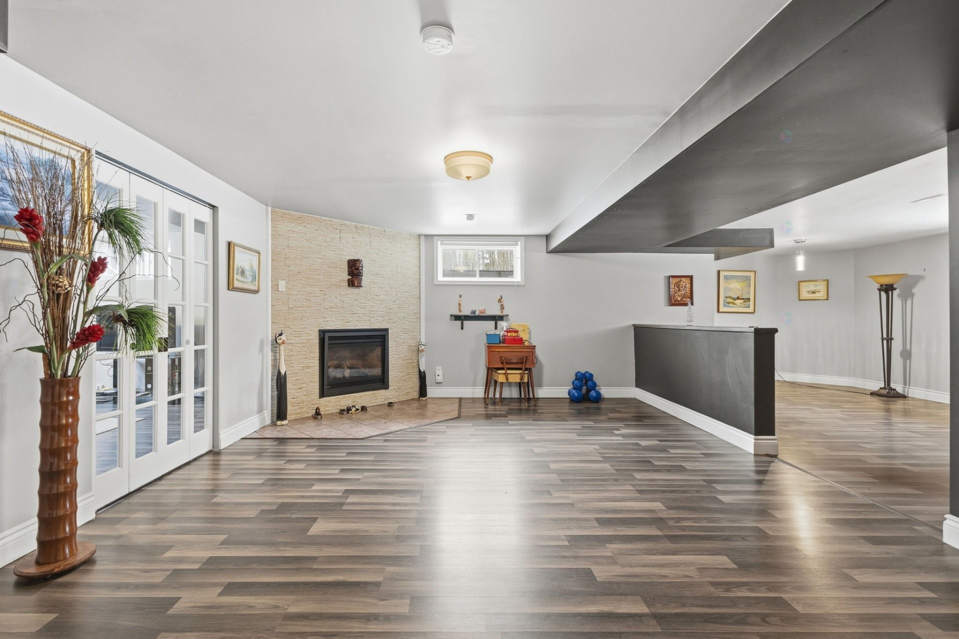 









37


Rue Biehler

,
Gatineau (Buckingham),




QC
J8L3S6

