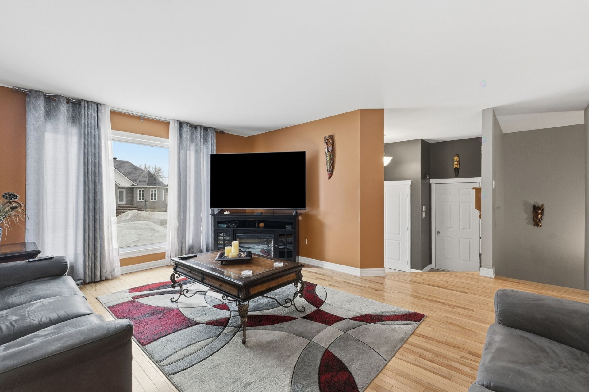 









37


Rue Biehler

,
Gatineau (Buckingham),




QC
J8L3S6

