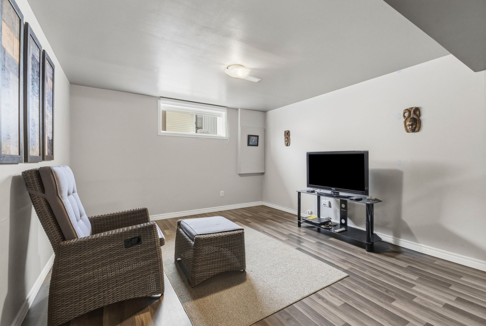 









37


Rue Biehler

,
Gatineau (Buckingham),




QC
J8L3S6

