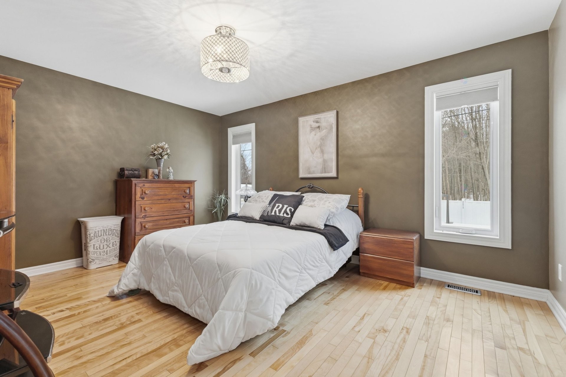 









37


Rue Biehler

,
Gatineau (Buckingham),




QC
J8L3S6

