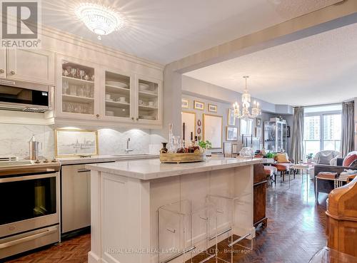 Beautiful renovated Kitchen
