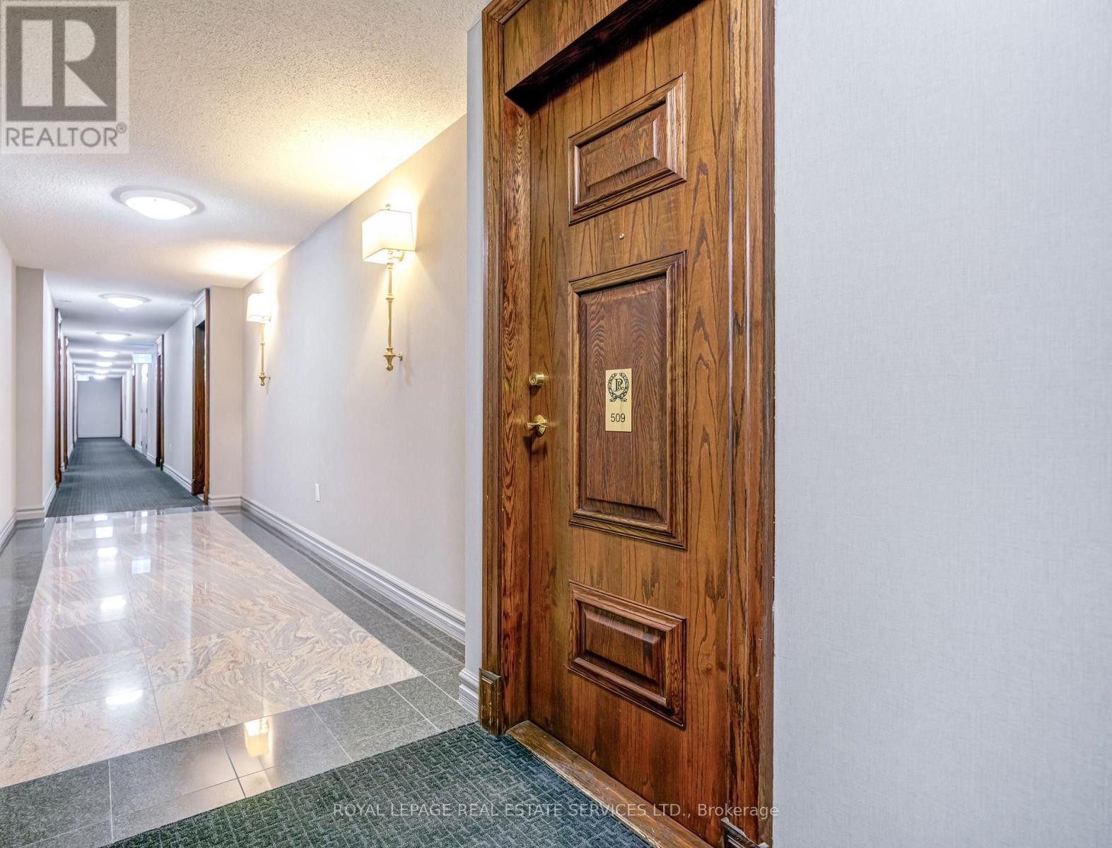 












509 - 17 MICHAEL POWER PLACE

,
Toronto,




Ontario
M9A5G5


