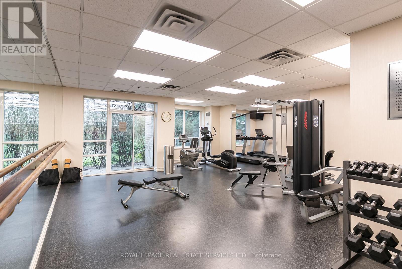 












509 - 17 MICHAEL POWER PLACE

,
Toronto,




Ontario
M9A5G5

