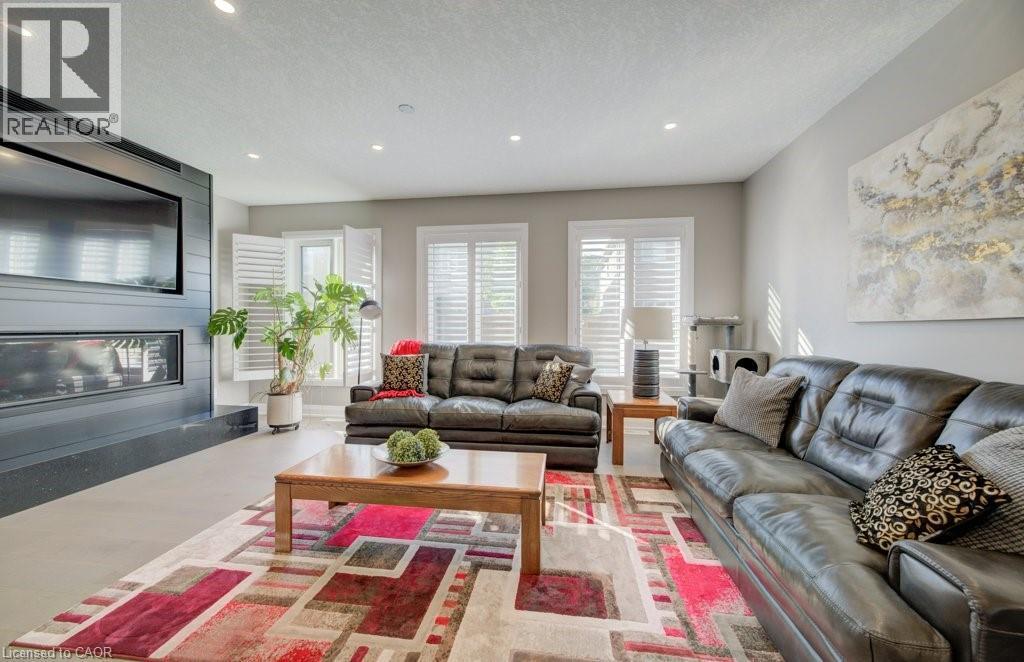 












43 GREYHAWK Street

,
Kitchener,




Ontario
N2K0C7

