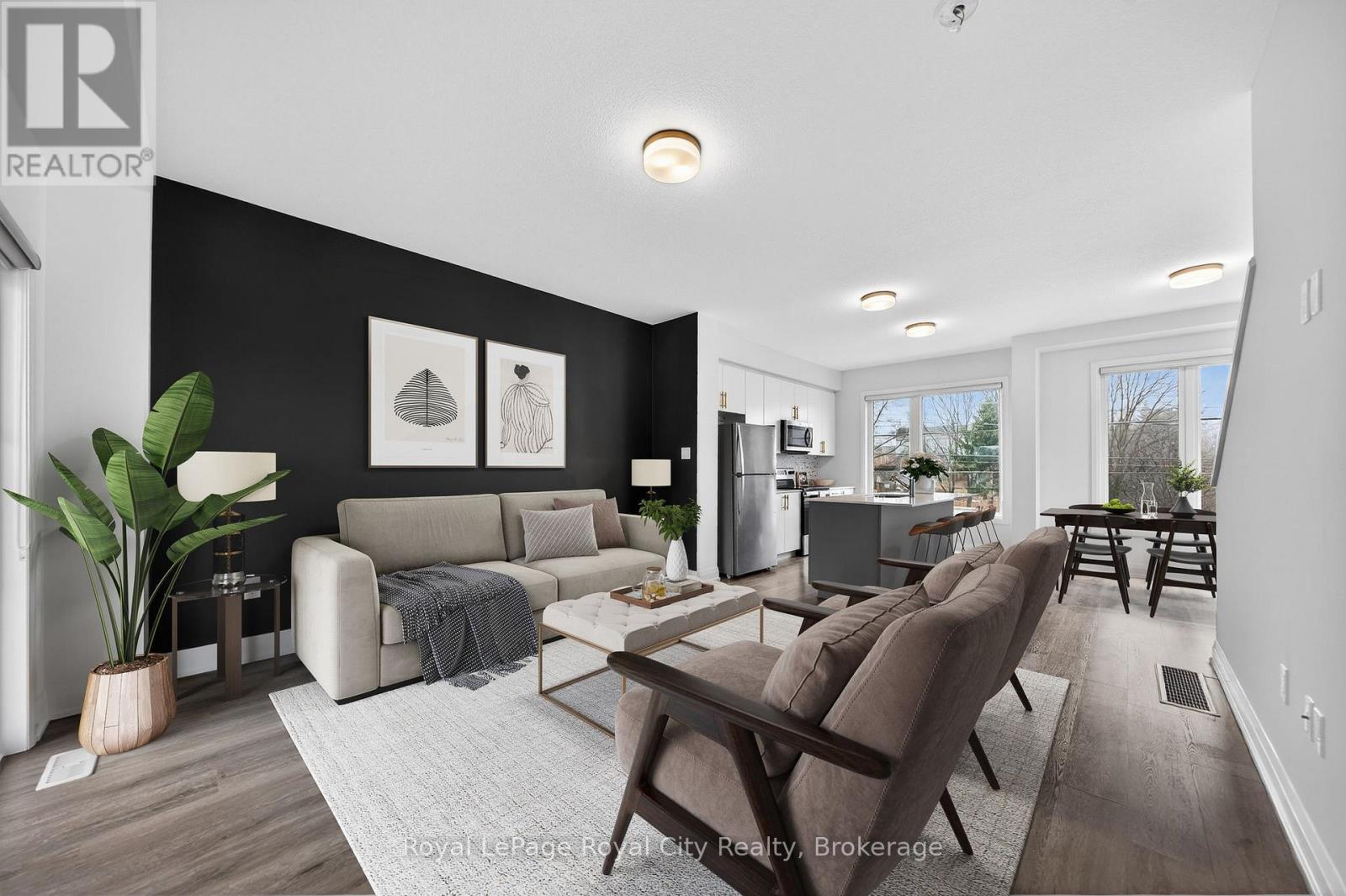 












1 - 150 HURON STREET

,
Guelph (St. Patrick's Ward),




Ontario
N1G4Y1


