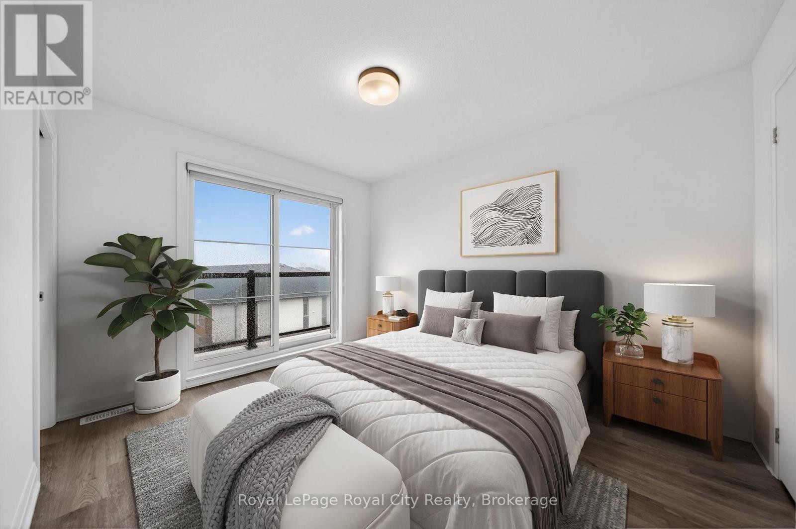 












1 - 150 HURON STREET

,
Guelph (St. Patrick's Ward),




Ontario
N1G4Y1

