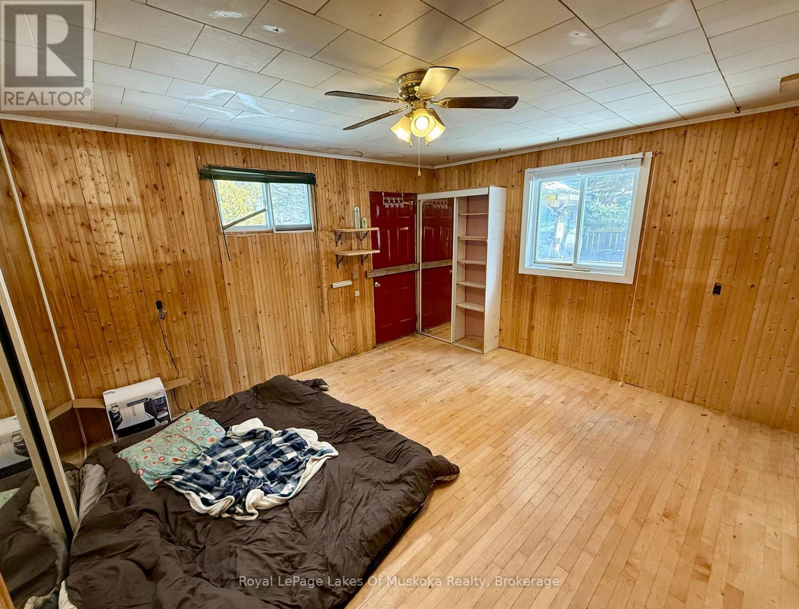 












1071 NAISMITH ROAD

,
Bracebridge (Macaulay),




Ontario
P1L1X4

