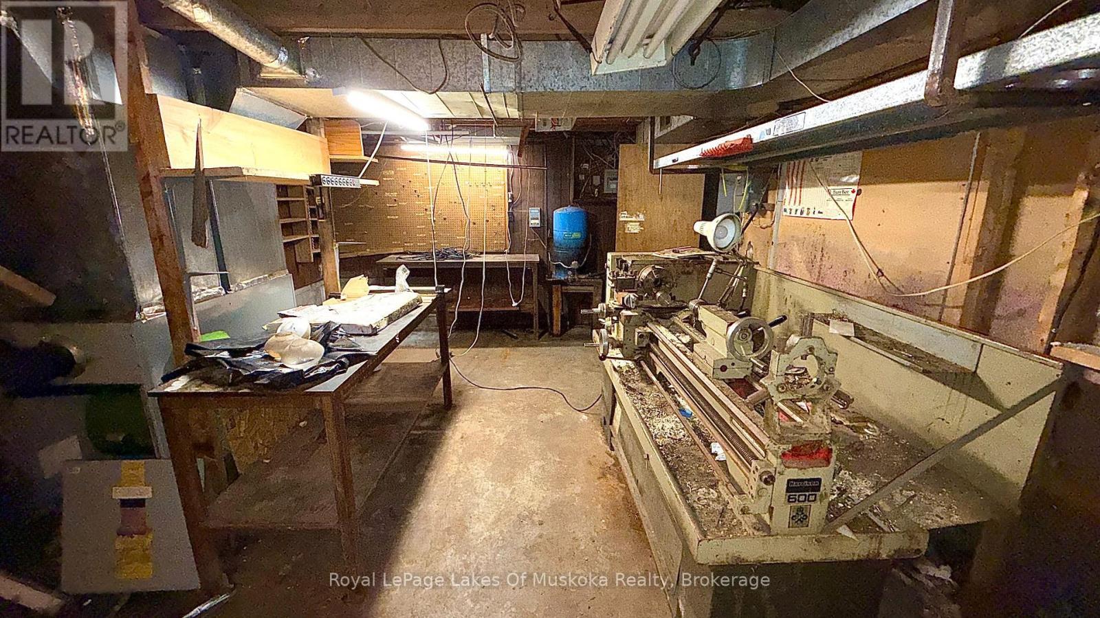 












1071 NAISMITH ROAD

,
Bracebridge (Macaulay),




Ontario
P1L1X4

