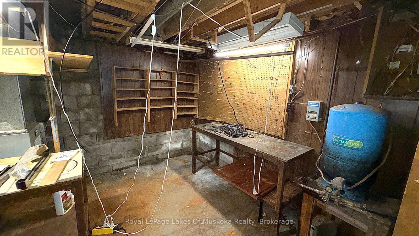 












1071 NAISMITH ROAD

,
Bracebridge (Macaulay),




Ontario
P1L1X4

