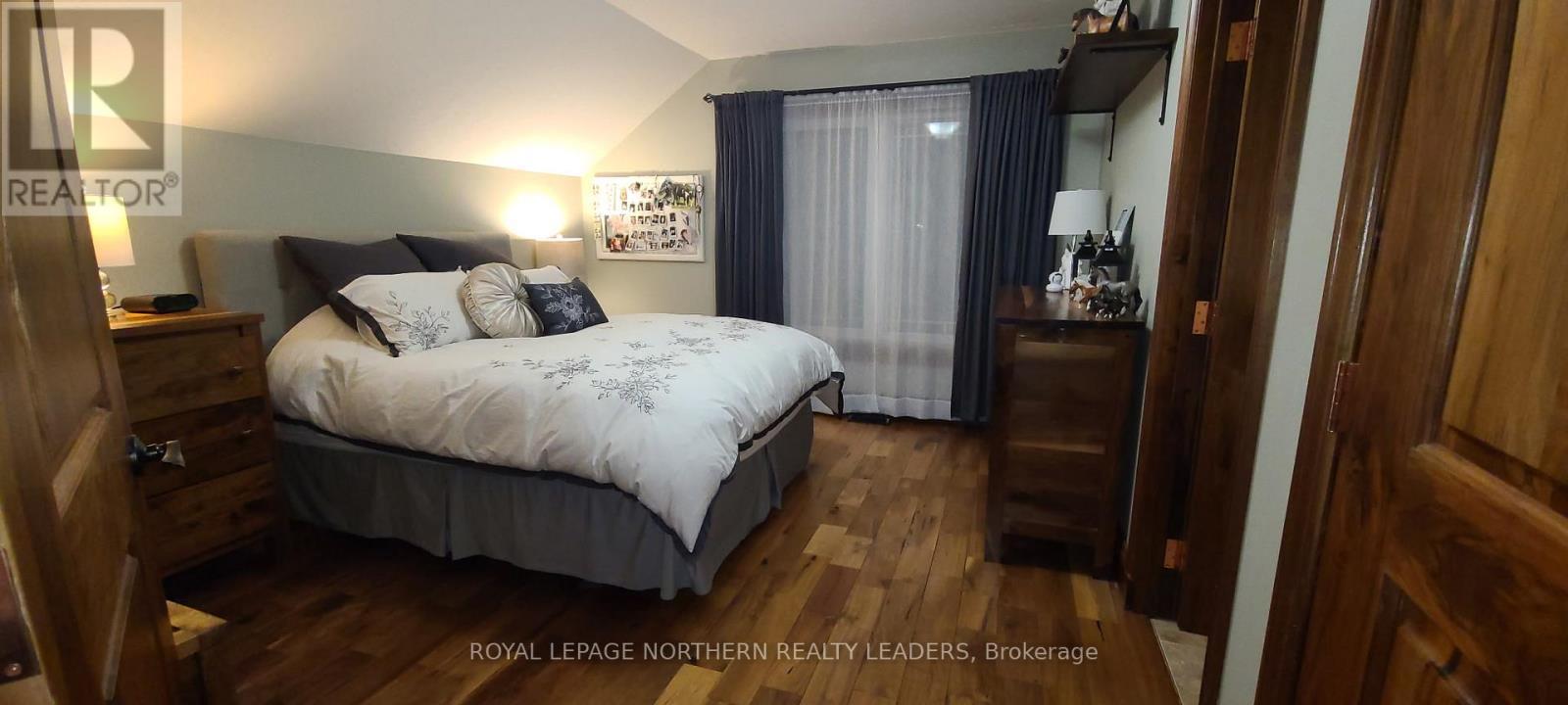 












268 TOKE STREET

,
Timmins (TNE - Hill District),




Ontario
P4N6V1

