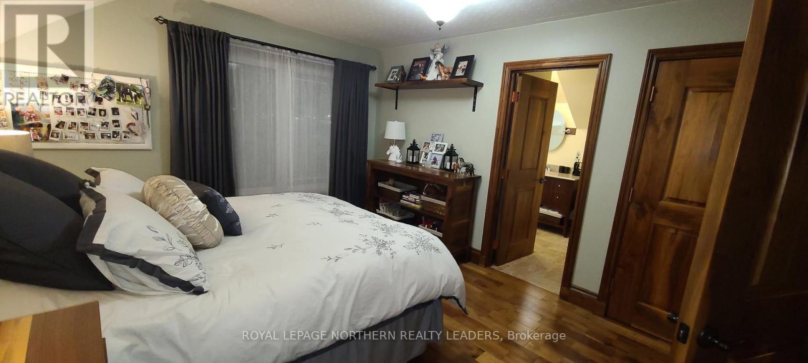 












268 TOKE STREET

,
Timmins (TNE - Hill District),




Ontario
P4N6V1

