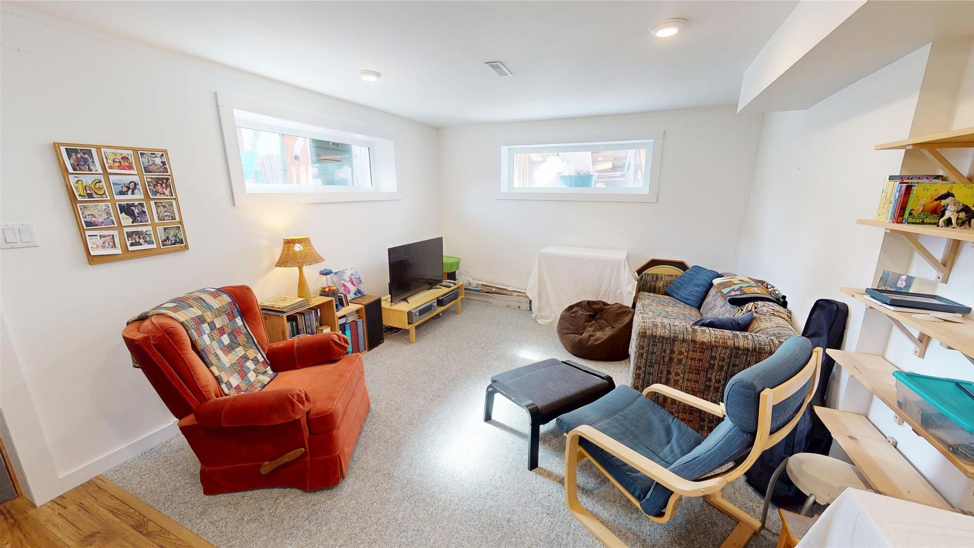 









1105


10th

Street,
Cranbrook,




BC
V1C 1T1


