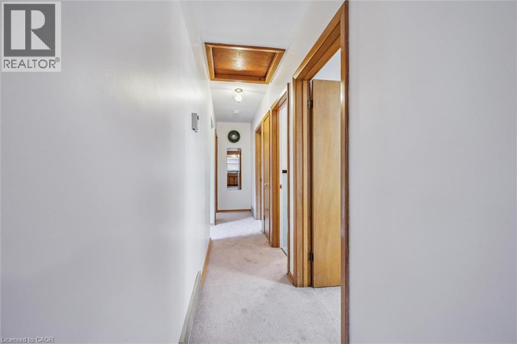












10 PAUL Avenue

,
Guelph,




Ontario
N1E1S2

