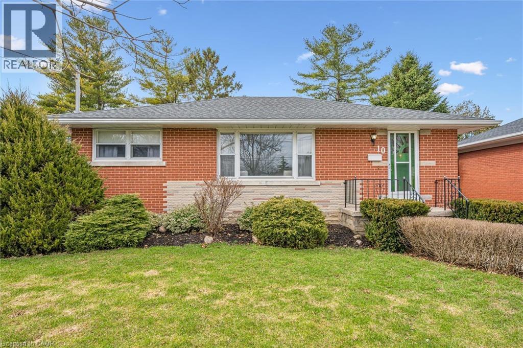 












10 PAUL Avenue

,
Guelph,




Ontario
N1E1S2

