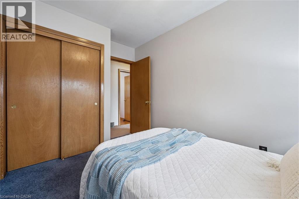 












10 PAUL Avenue

,
Guelph,




Ontario
N1E1S2

