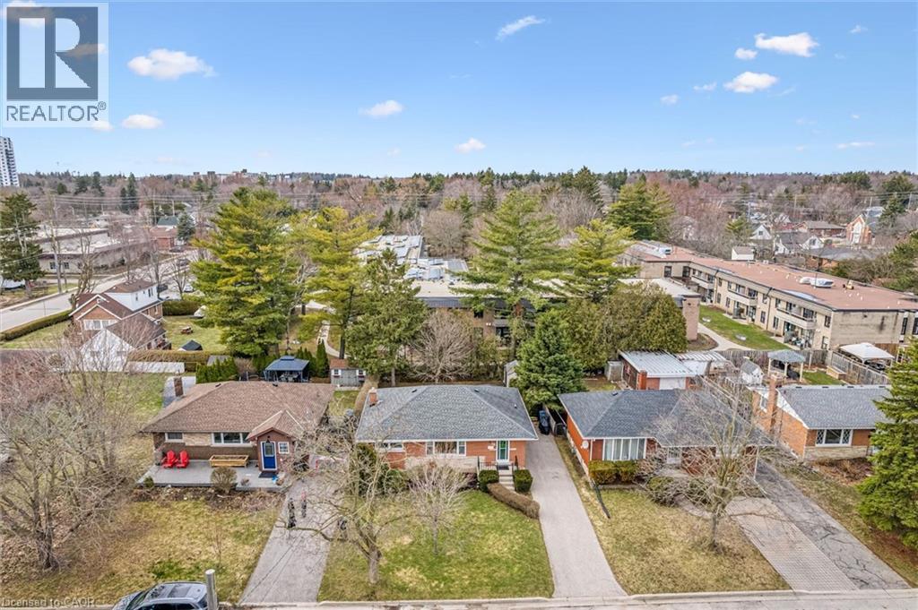 












10 PAUL Avenue

,
Guelph,




Ontario
N1E1S2

