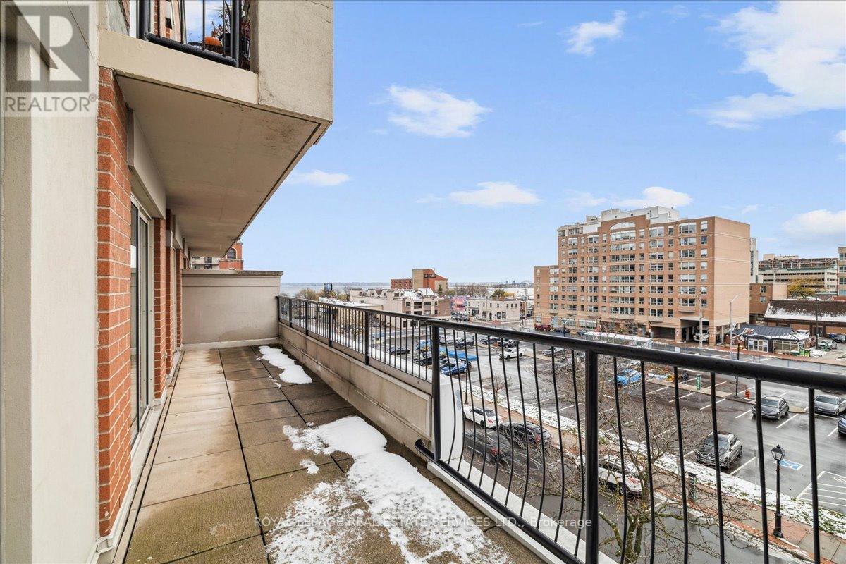 












412 - 430 PEARL STREET

,
Burlington,




Ontario
L7R4J8

