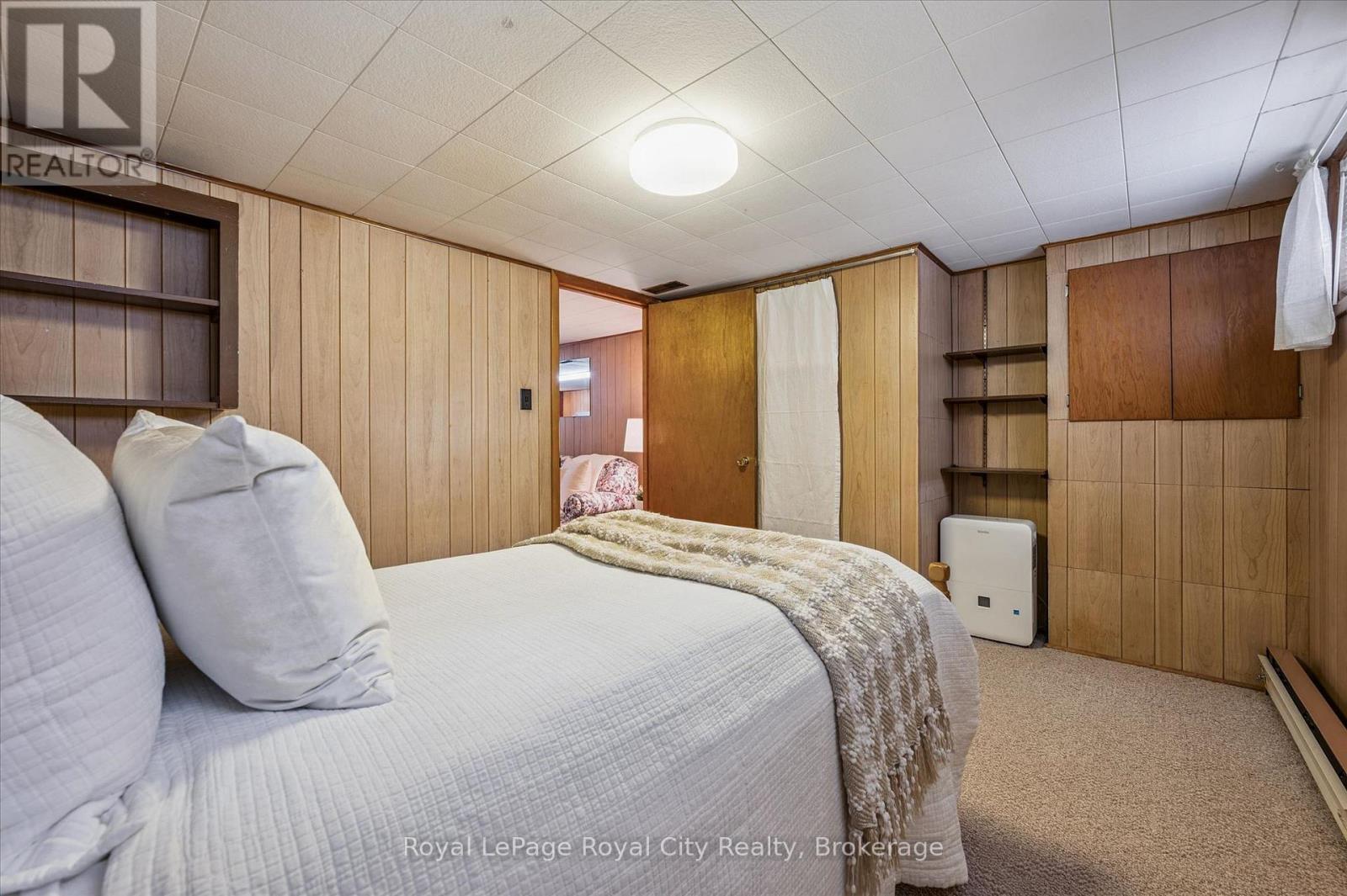 












10 PAUL AVENUE

,
Guelph (General Hospital),




Ontario
N1E1S2

