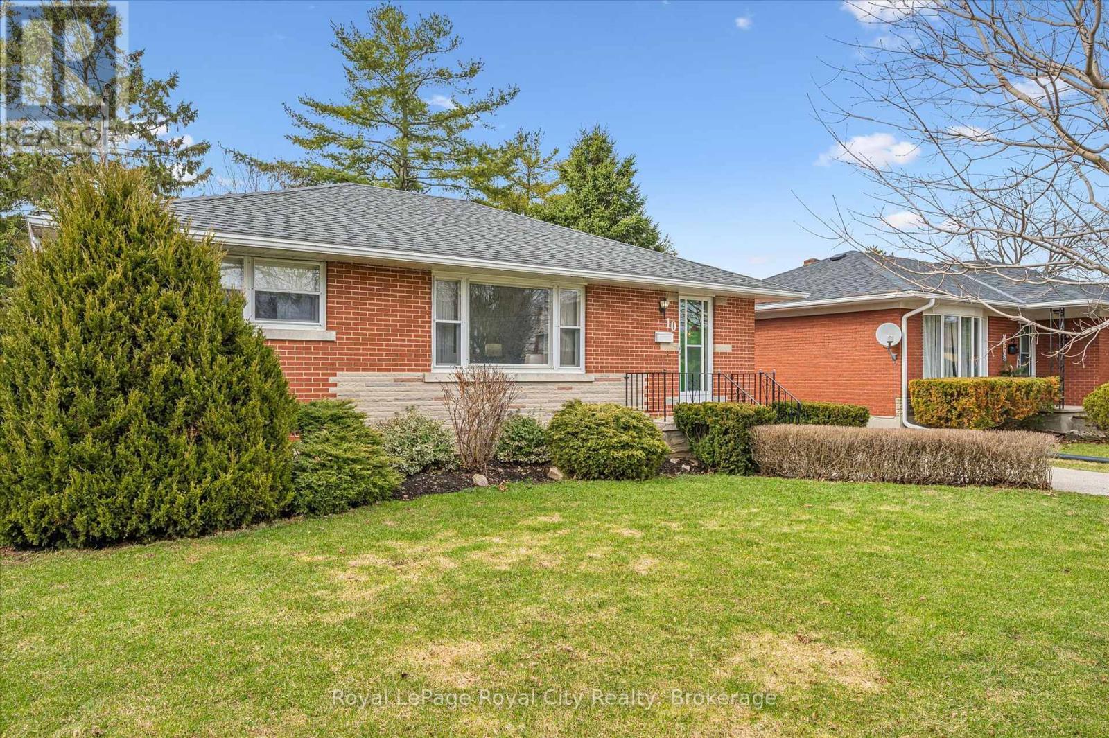 












10 PAUL AVENUE

,
Guelph (General Hospital),




Ontario
N1E1S2

