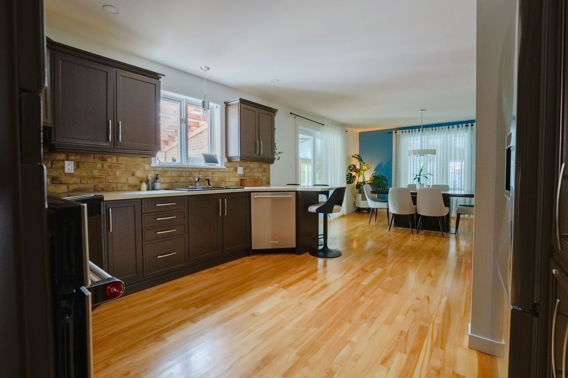 









972


Rue Dumas

,
Lévis (Les Chutes-de-la-Chaudière-Est),




QC
G6Z2T4

