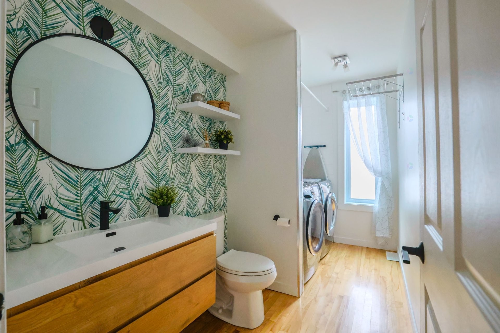 









972


Rue Dumas

,
Lévis (Les Chutes-de-la-Chaudière-Est),




QC
G6Z2T4

