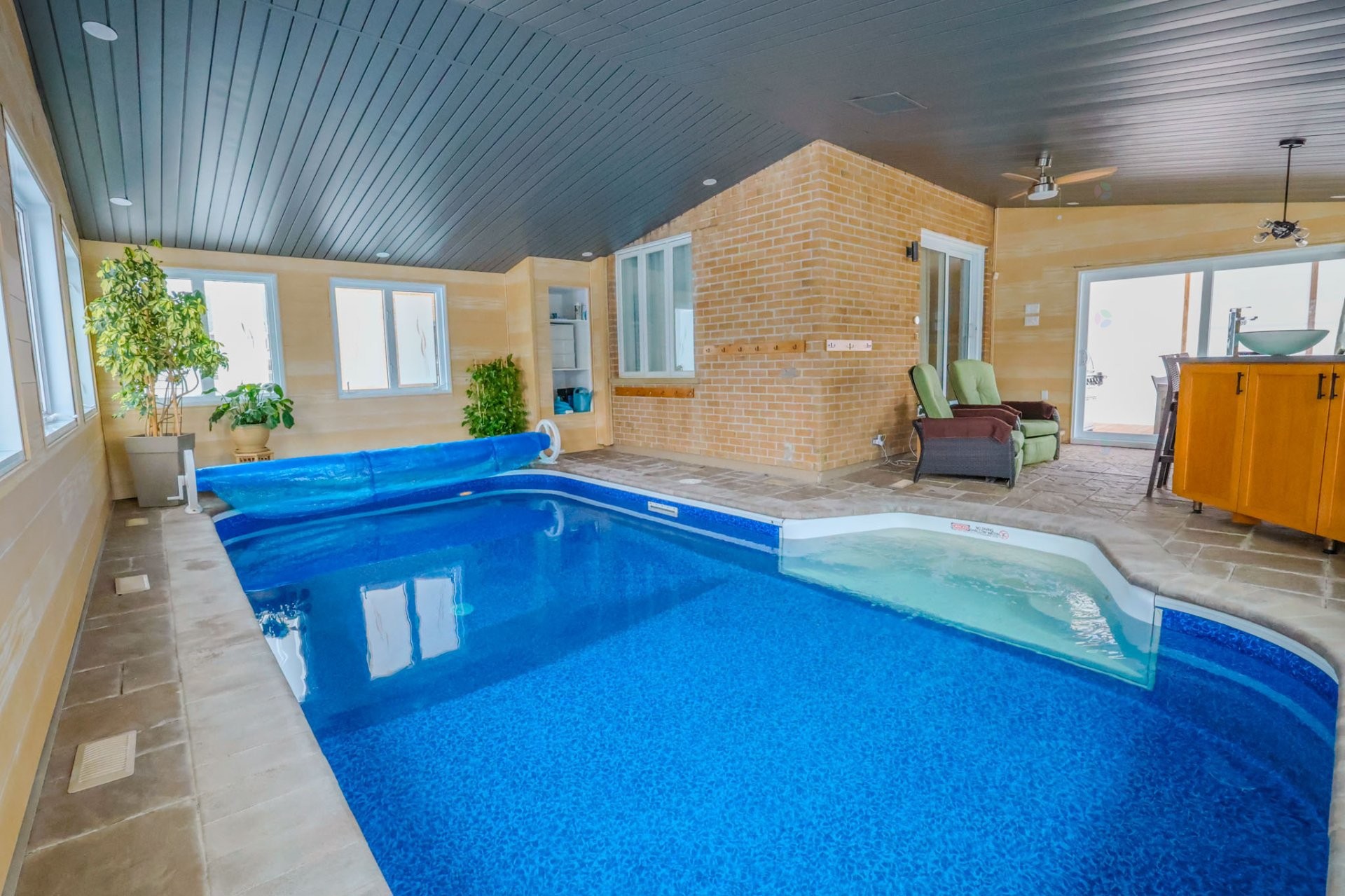 









972


Rue Dumas

,
Lévis (Les Chutes-de-la-Chaudière-Est),




QC
G6Z2T4


