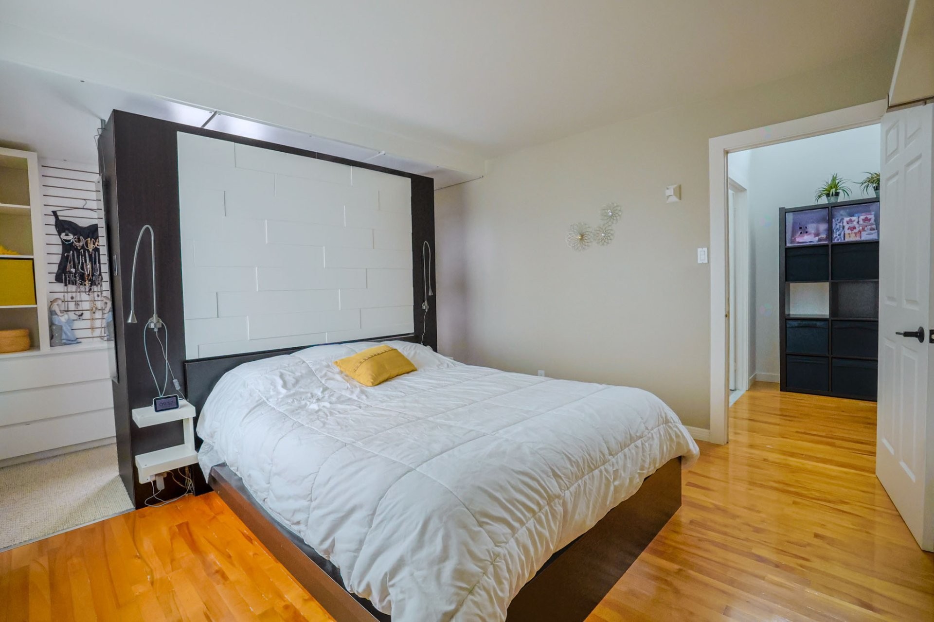 









972


Rue Dumas

,
Lévis (Les Chutes-de-la-Chaudière-Est),




QC
G6Z2T4

