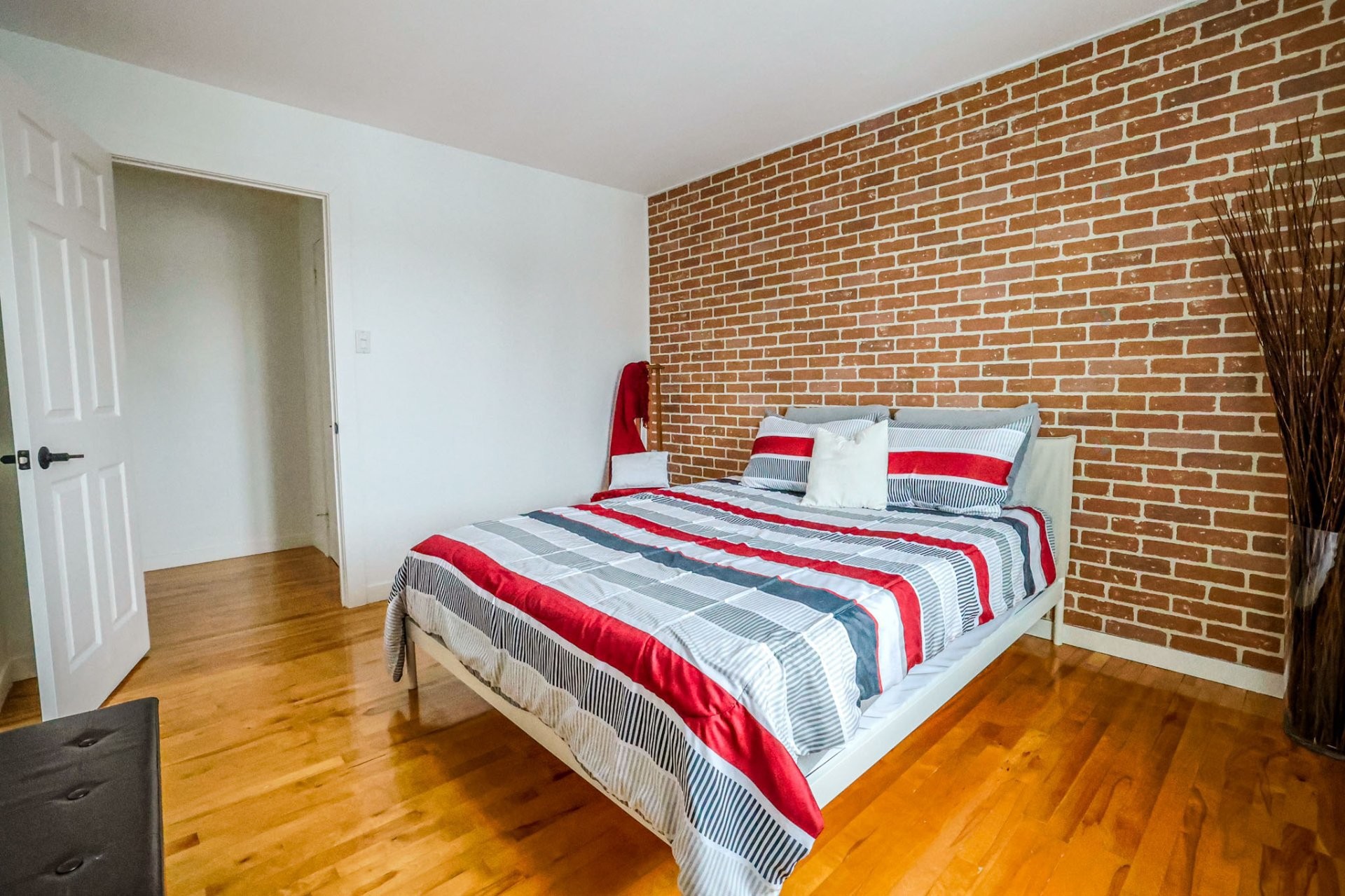 









972


Rue Dumas

,
Lévis (Les Chutes-de-la-Chaudière-Est),




QC
G6Z2T4

