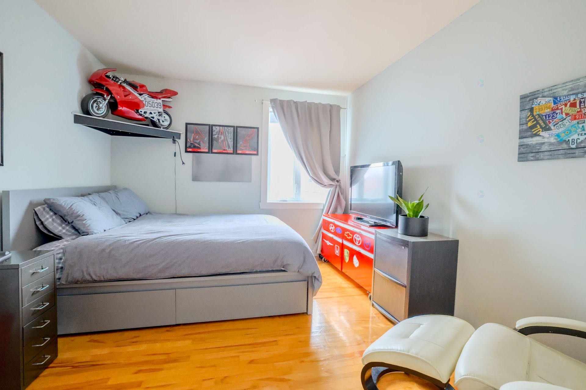 









972


Rue Dumas

,
Lévis (Les Chutes-de-la-Chaudière-Est),




QC
G6Z2T4

