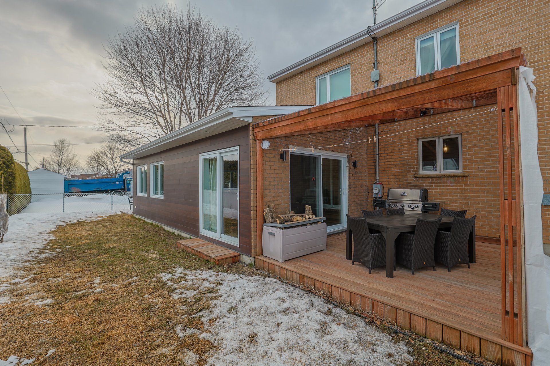 









972


Rue Dumas

,
Lévis (Les Chutes-de-la-Chaudière-Est),




QC
G6Z2T4

