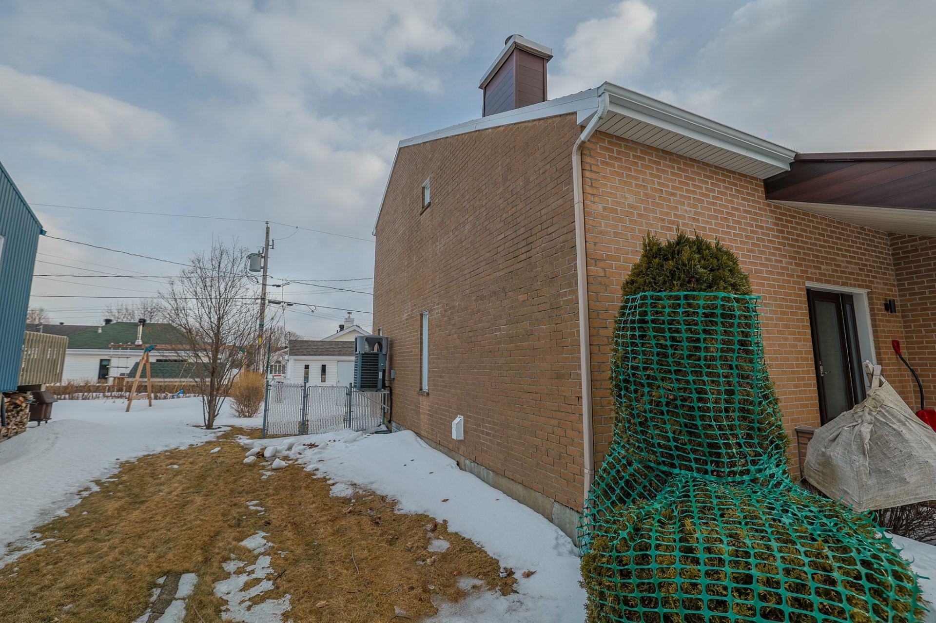 









972


Rue Dumas

,
Lévis (Les Chutes-de-la-Chaudière-Est),




QC
G6Z2T4

