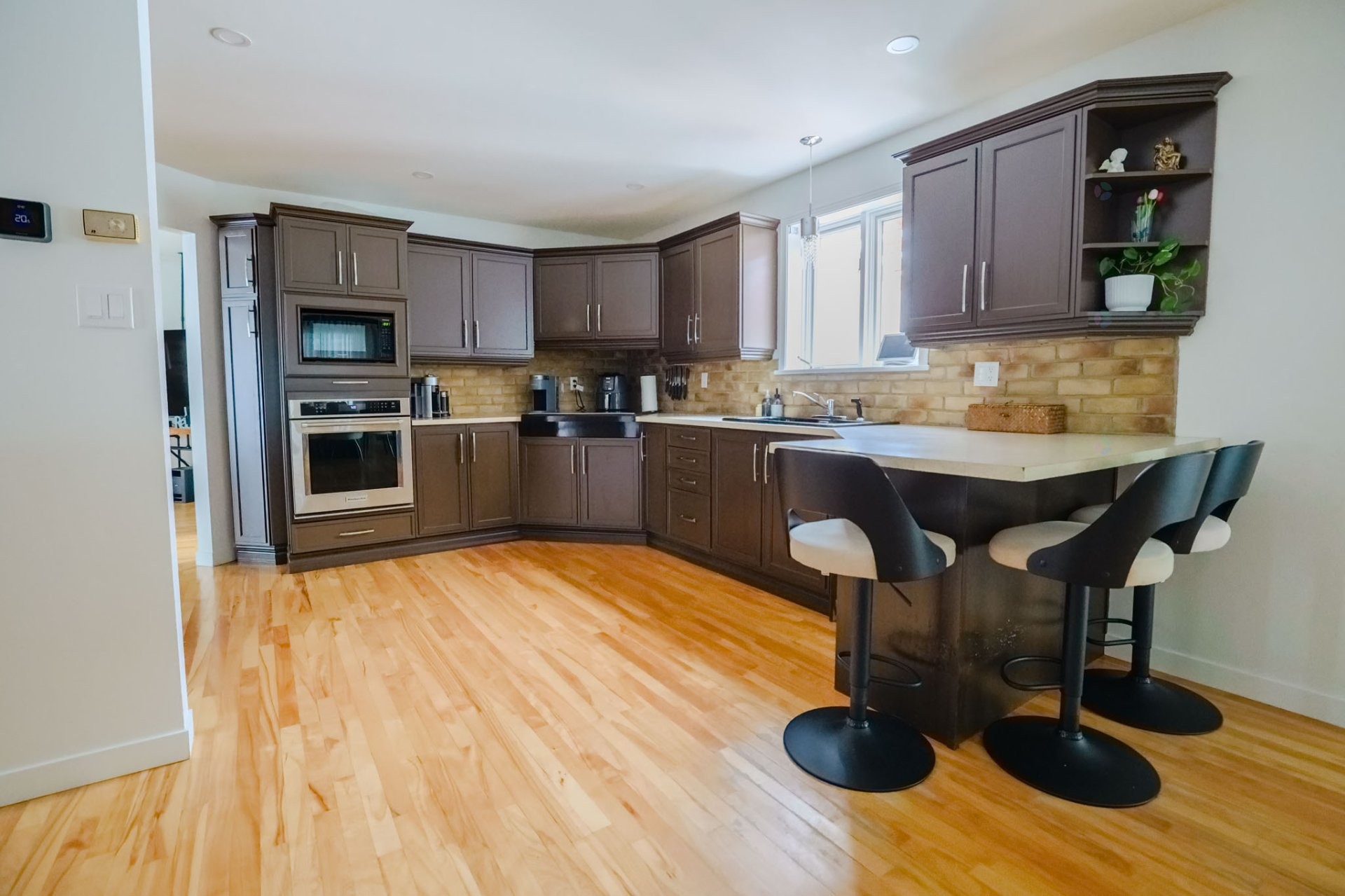









972


Rue Dumas

,
Lévis (Les Chutes-de-la-Chaudière-Est),




QC
G6Z2T4

