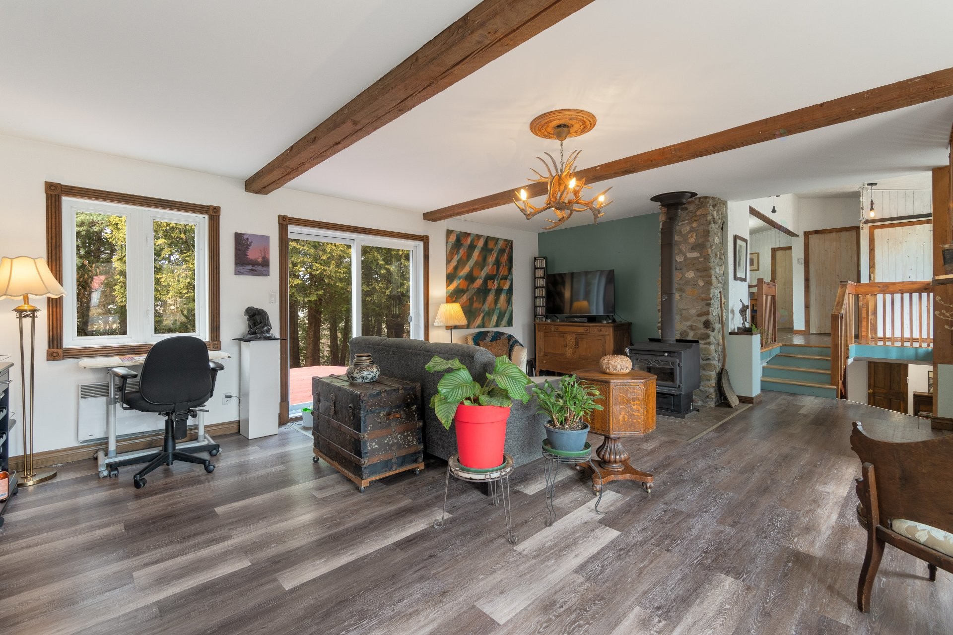 









483


Rue des Pins

,
Compton,




QC
J0B1L0

